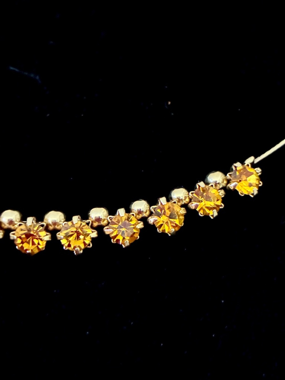 Amber Rhinestone Choker / Collar in Gold Tone - Picture 3 of 3